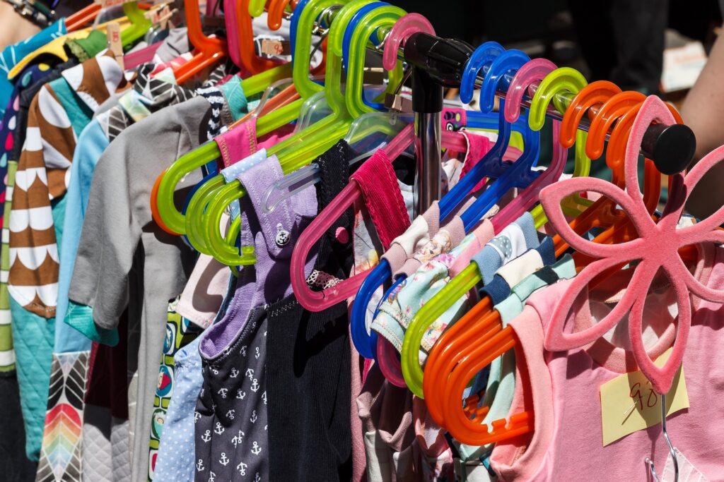 Kinderschutzbund Stormarn - Second-Hand Kleidung & Spielzeug